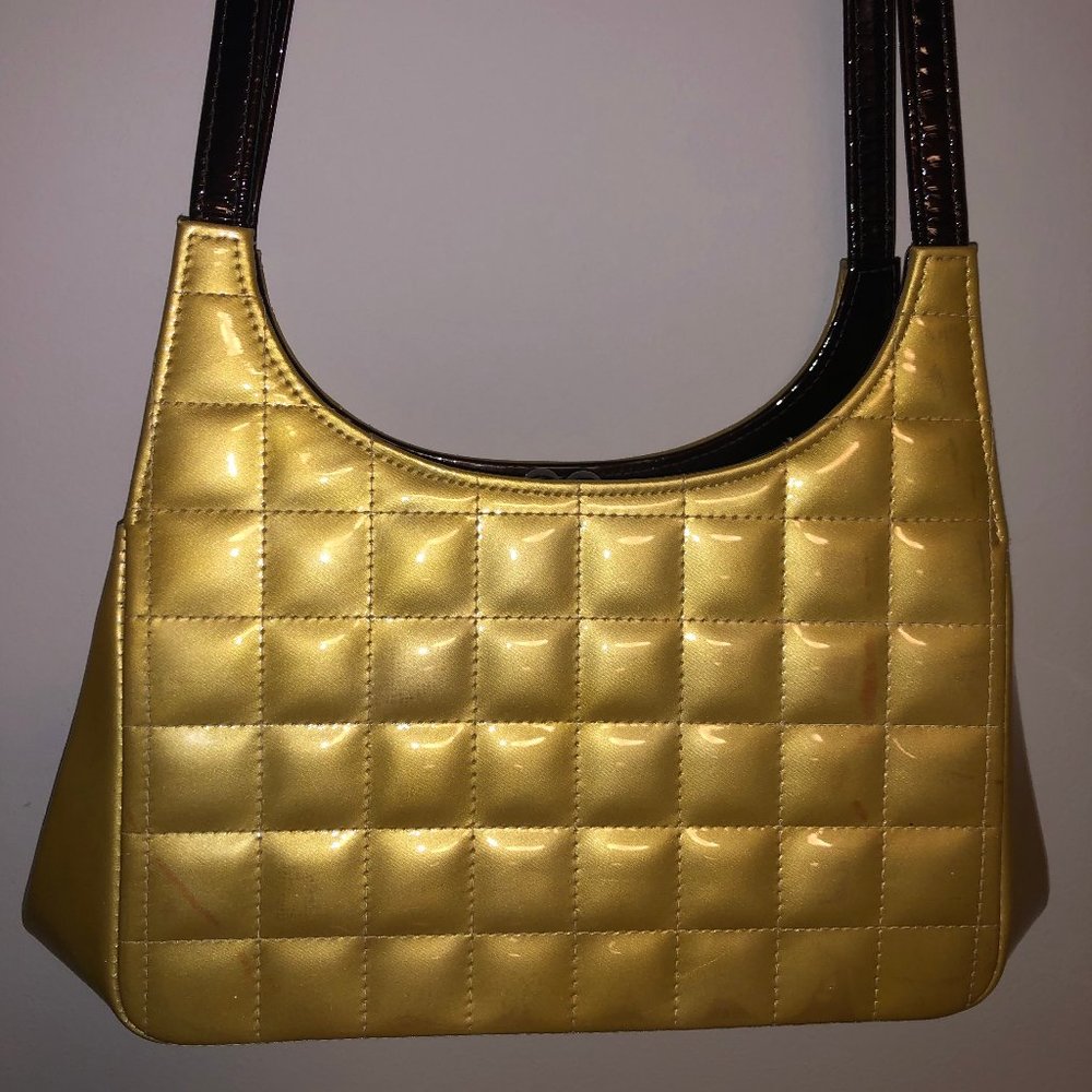 SOLD - Authentic CHANEL Vintage Shoulderbag - Picture 11 of 15